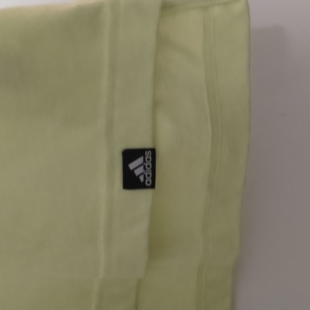 Adidas tee - Picture 4 of 7